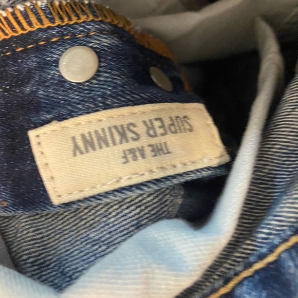 Abercrombie and Fitch Boys Men’s Distressed Super Skinny Jeans Waist 31 Length32 - Picture 12 of 15